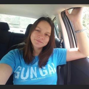 Meet your Posher, Becky